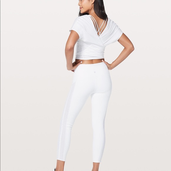 Lululemon get your peek on - Picture 4 of 6